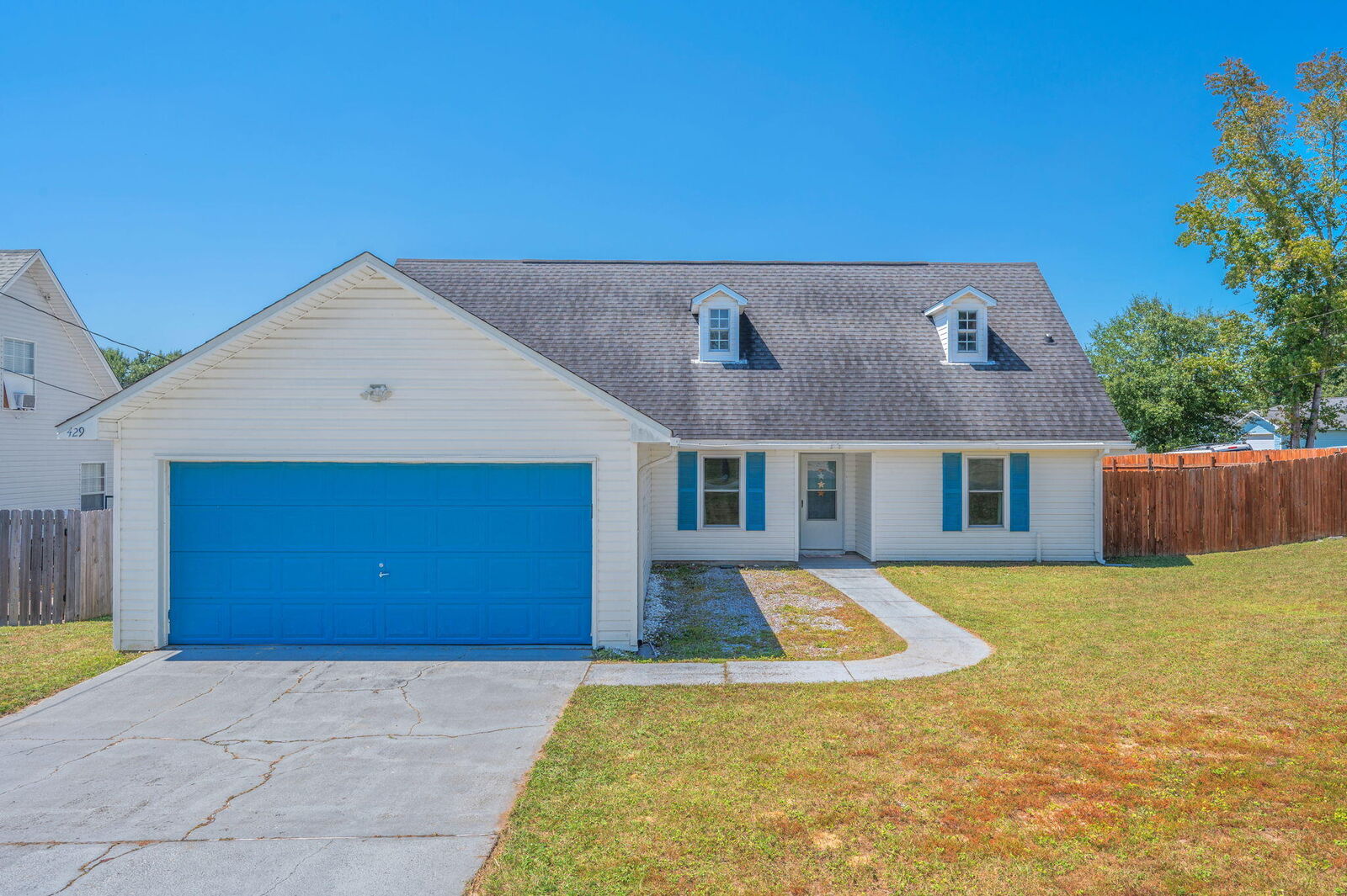 Property Photo: 429 Northview Lane FL 32536