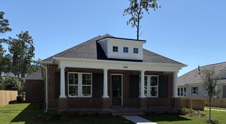 Property Photo: 184 Caraway Drive FL 32578