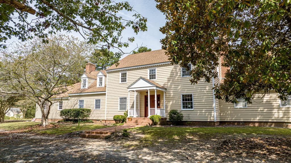 Property Photo: 7261 Hallidon Dr VA 23354