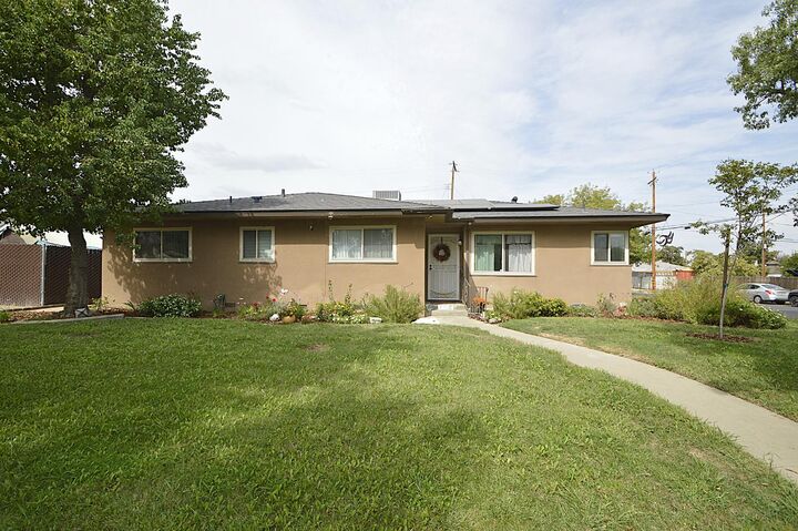 1708 W Andrews Avenue  Fresno CA 93705 photo