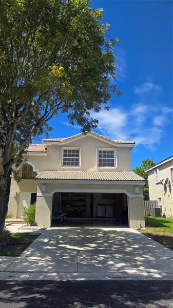 Property Photo: 1512 SW 106th Ave FL 33025