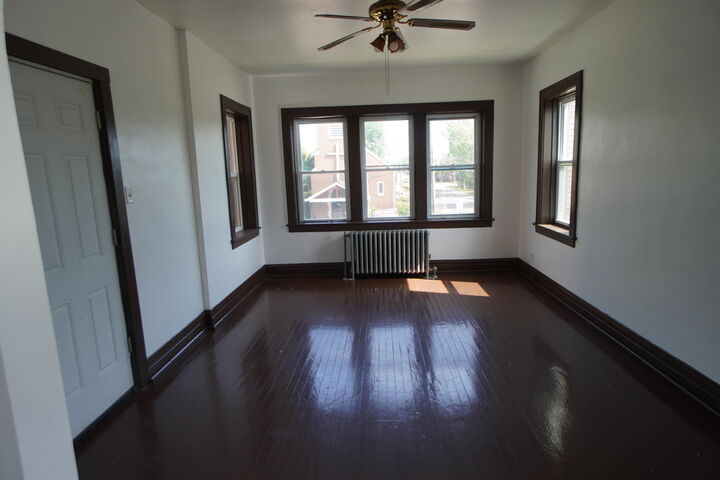 Property Photo:  1170 Connecticut Street 2  IN 46407 
