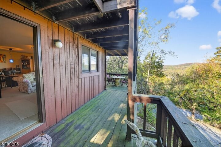 2 Eagles Nest Dr 1  Vernon Twp. NJ 07462 photo