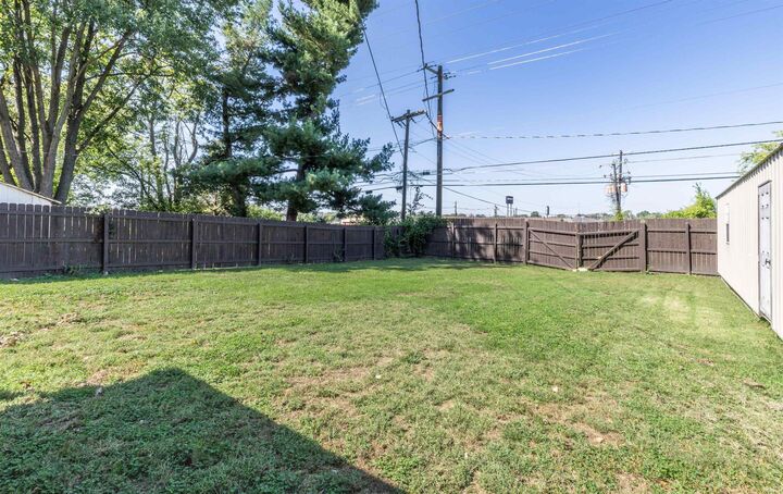 Property Photo:  4412 Longfield Drive  IN 47710 