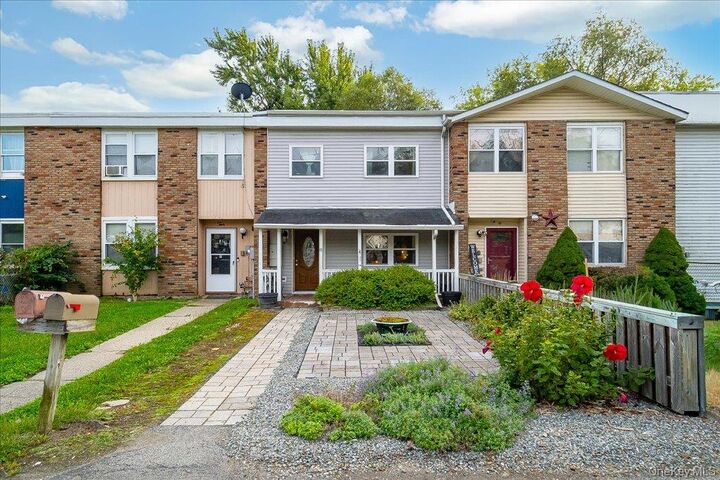 8 Park Row  Middletown NY 10941 photo