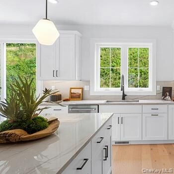Property Photo:  5132 Teaberry Lane 22  NY 12524 