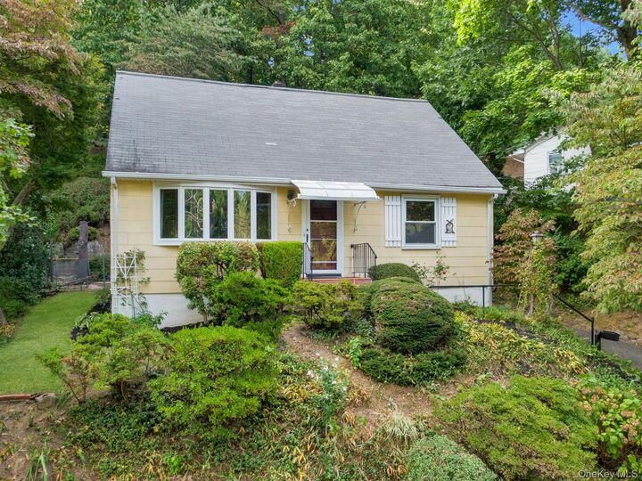 Property Photo:  61 Snowden Avenue  NY 10562 