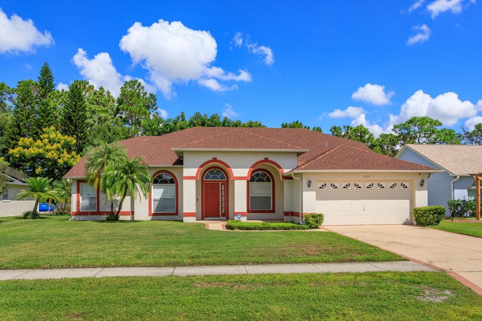 Property Photo:  11555 Blackmoor Drive  FL 32837 