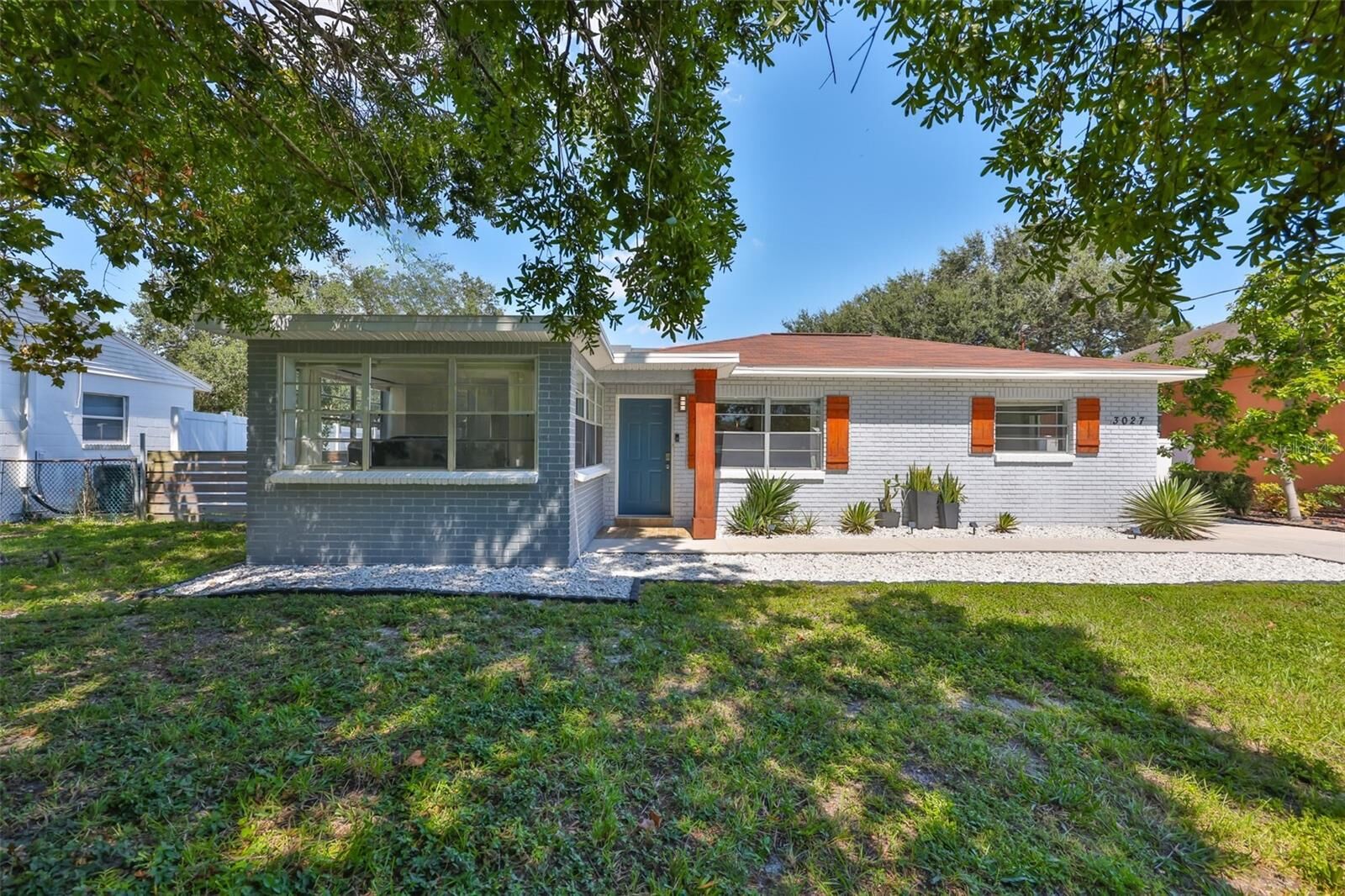 Property Photo:  3027 W Napoleon Avenue  FL 33611 