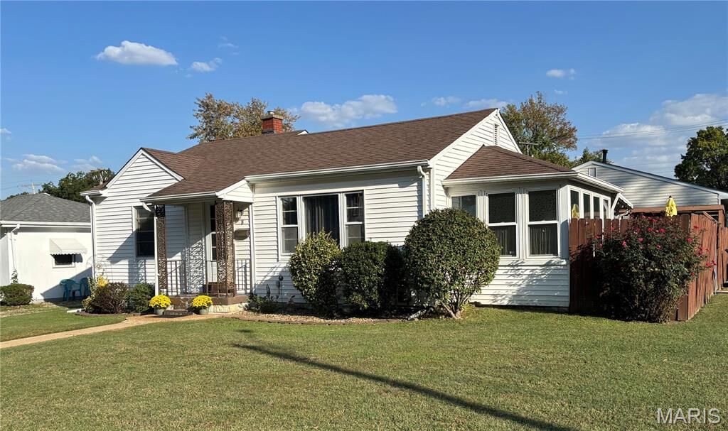 Property Photo:  8 S 51st Street  IL 62226 