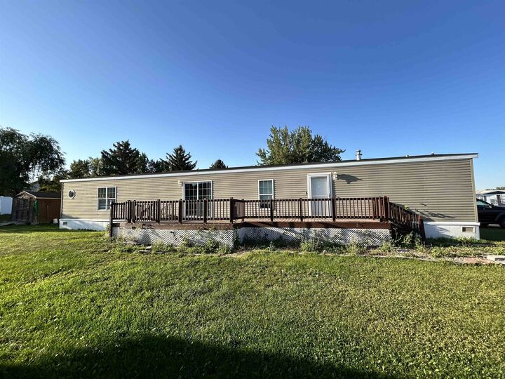 405 31st Ave #92 SE  Minot ND 58701 photo