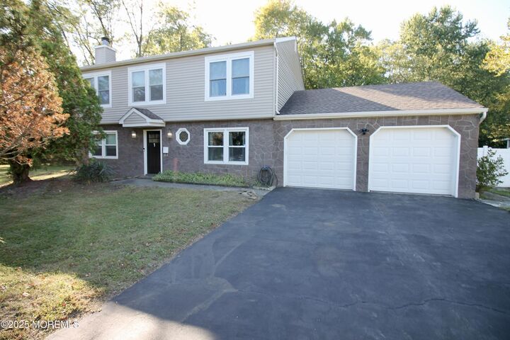1 Kings Mountain Road  Freehold NJ 07728 photo