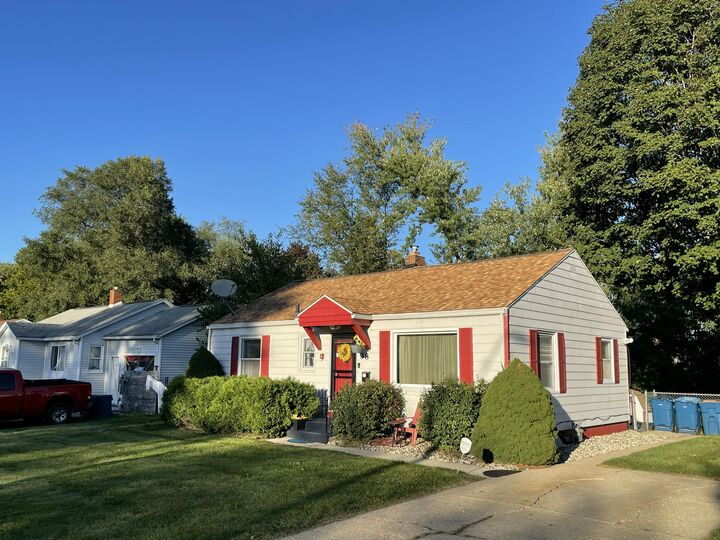 Property Photo:  38 N 22nd Street  MI 49015 