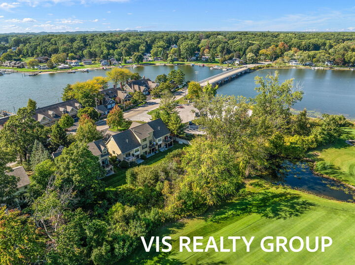 Property Photo:  17526 N Fruitport Road  MI 49456 