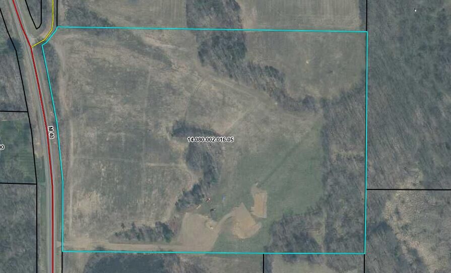 Property Photo: 56797 M-40 MI 49067