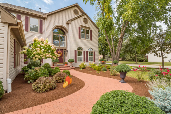 1582 Dogwood Drive  Crystal Lake IL 60014 photo