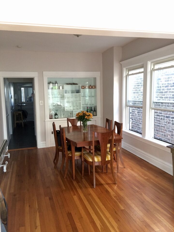 Property Photo:  1470 W Berwyn Avenue 2  IL 60640 