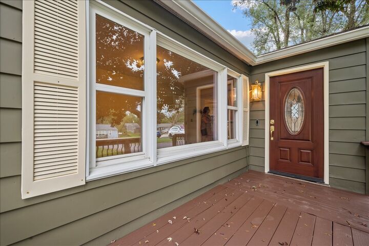 Property Photo: 21974 W Engle Drive IL 60046