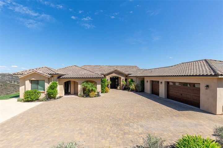 2260 Panoramic  Vista CA 92084 photo