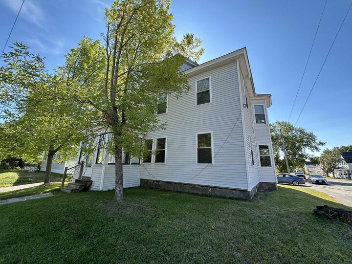 Property Photo:  26 Central Street  ME 04462 