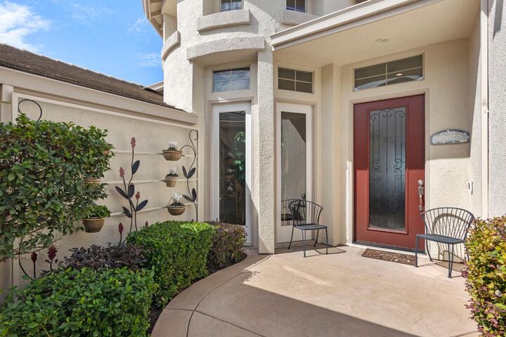 Property Photo:  1550 Summerhill Lane  CA 95648 