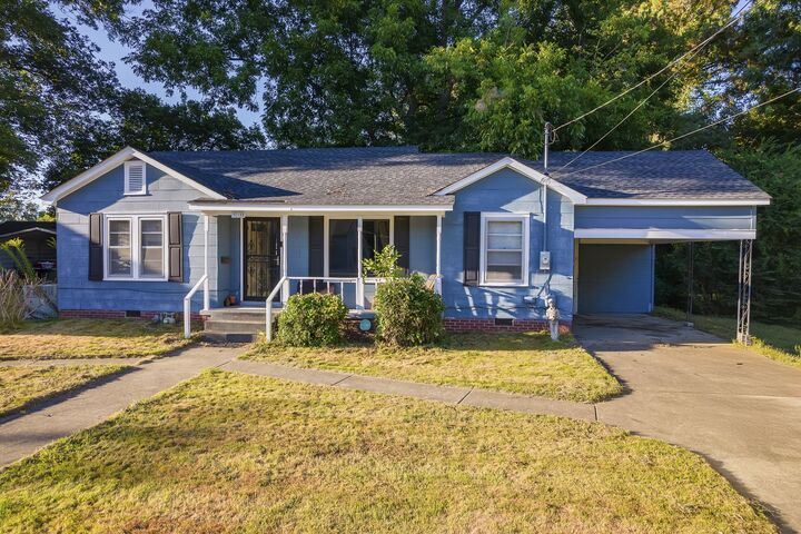 Property Photo: 510 E Tigrett St TN 38040