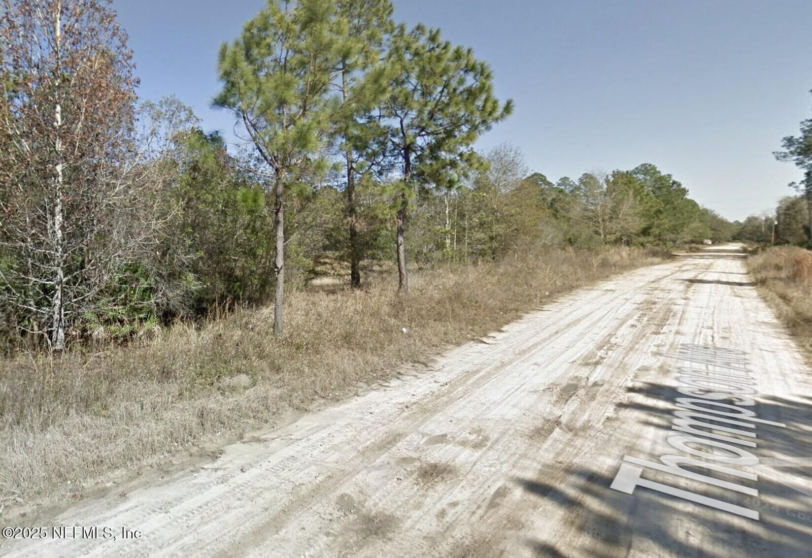 Property Photo:  210 Thompson Avenue  FL 32148