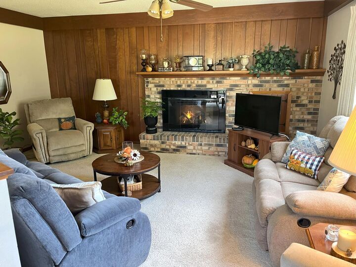 Property Photo: 944 S Hampton Street MN 56031