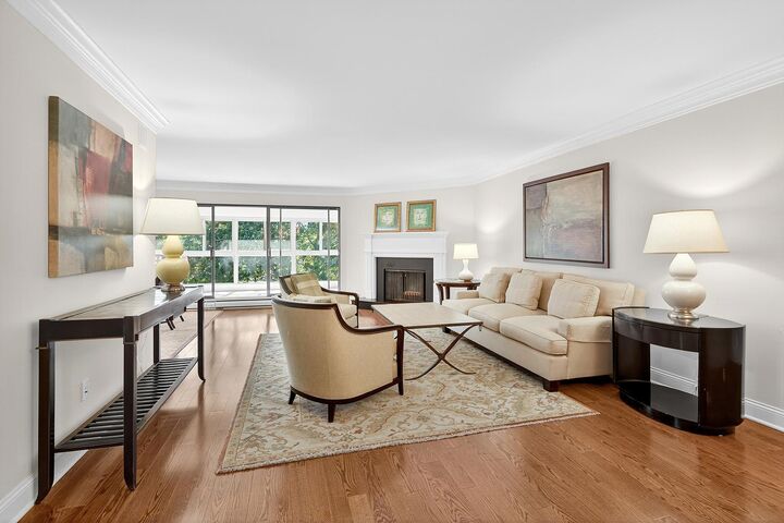 Property Photo:  4075 W 51st Street 406  MN 55424 