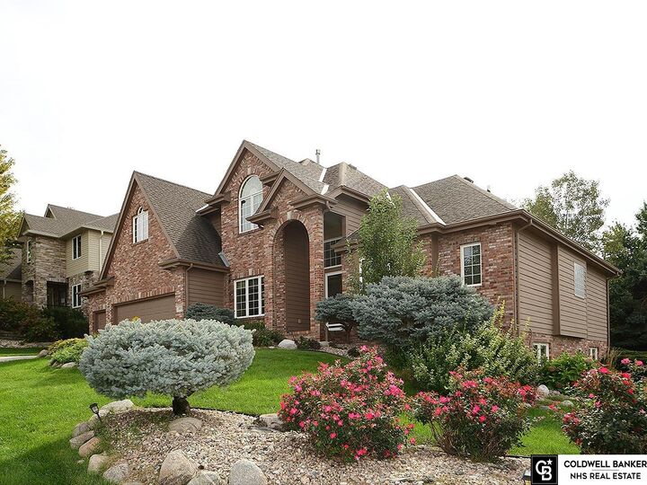 Property Photo:  18059 Leavenworth Street  NE 68022 