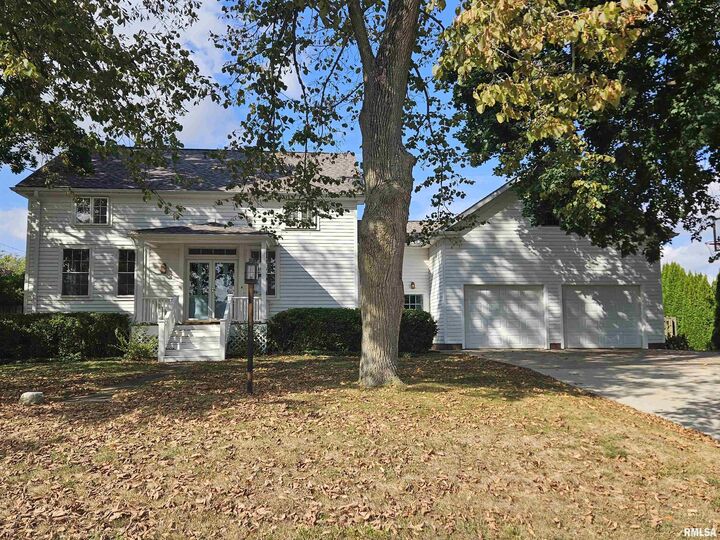 405 E Franklin Street  Tremont IL 61568 photo