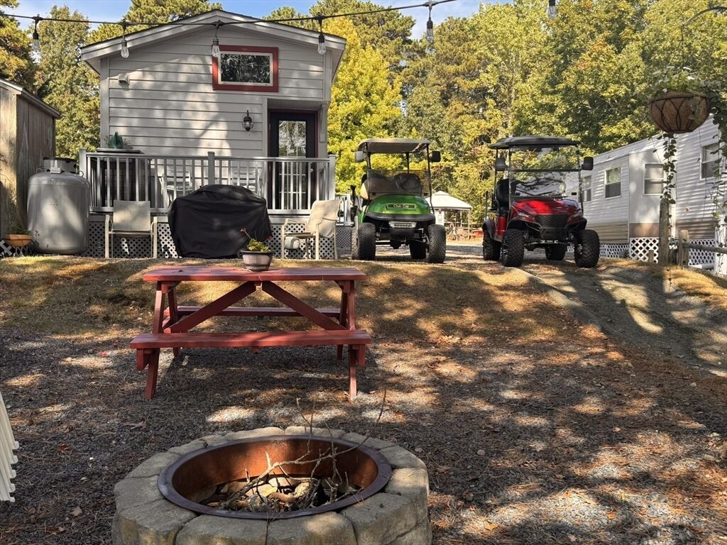 Property Photo:  185 Cotuit Rd Be4  MA 02563 