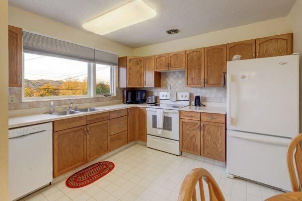 Property Photo:  16 Cedar Crescent  AB T0J 0Y6 