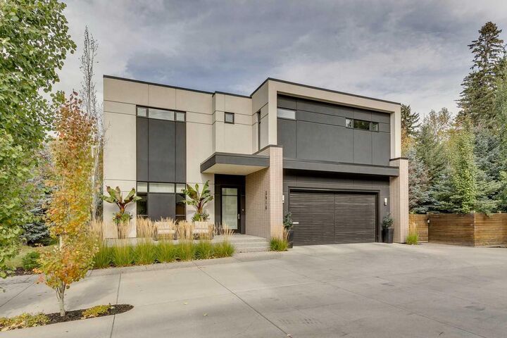 3916 9 Street SW  Calgary AB T2T 3E2 photo
