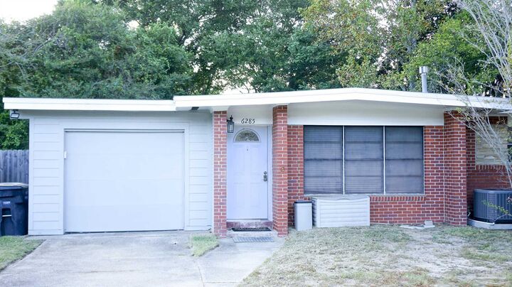 Property Photo:  6285 San Monica Rd  FL 32504 