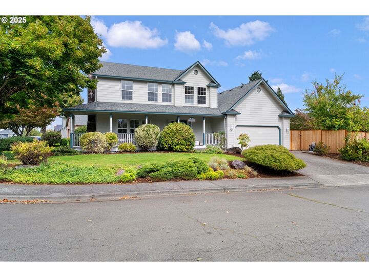 Property Photo:  4119 SE Northridge Dr  OR 97222 