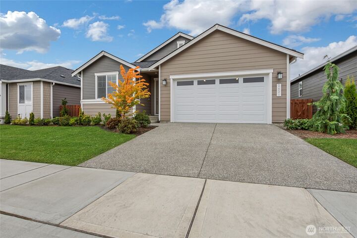 Property Photo:  2631  Acer Loop SE  WA 98513 