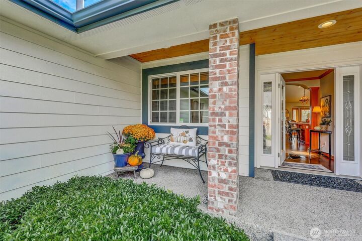 Property Photo:  20615  39th Avenue SE  WA 98012 