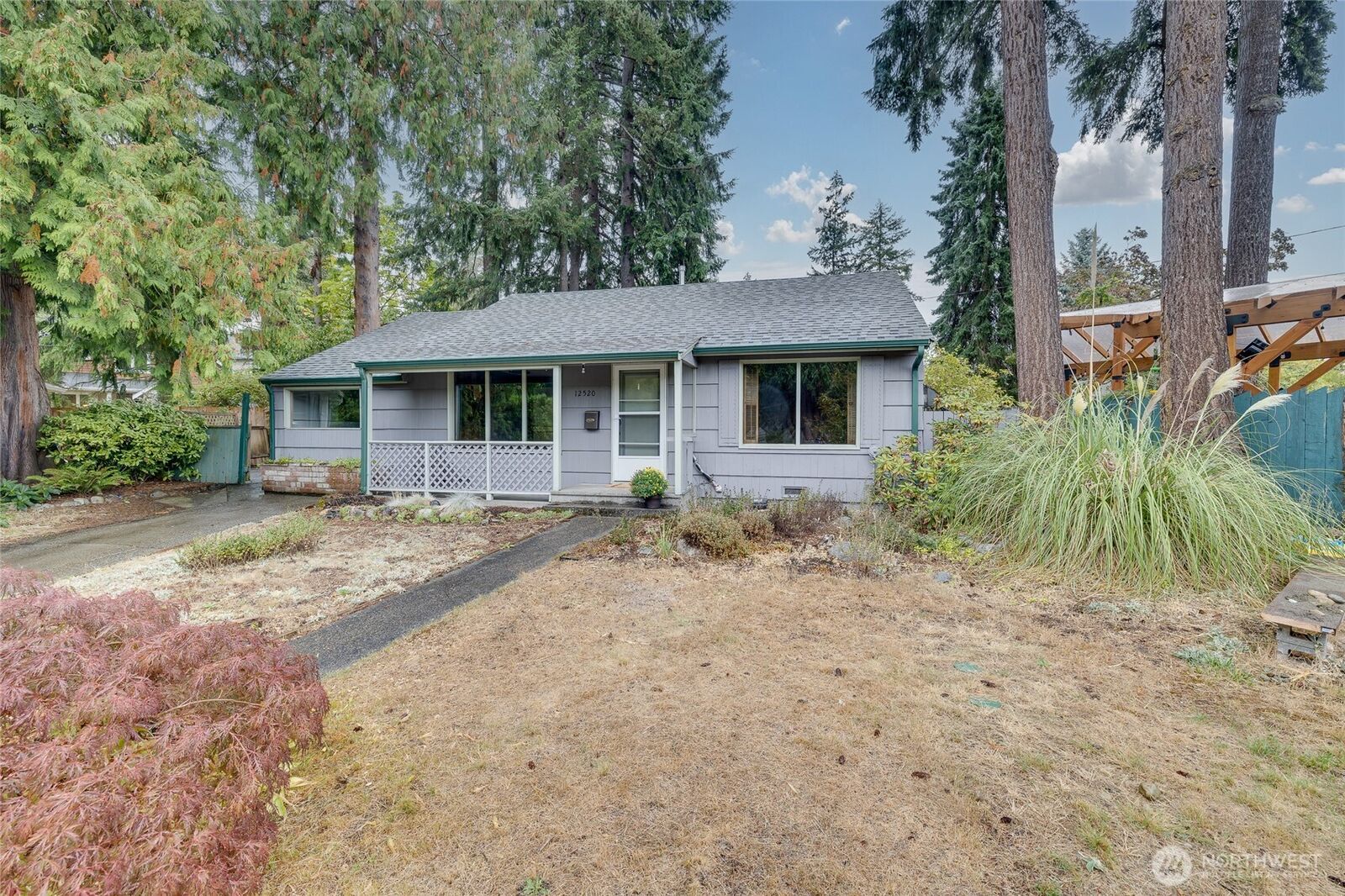 Property Photo:  12520  24th Avenue NE  WA 98125 
