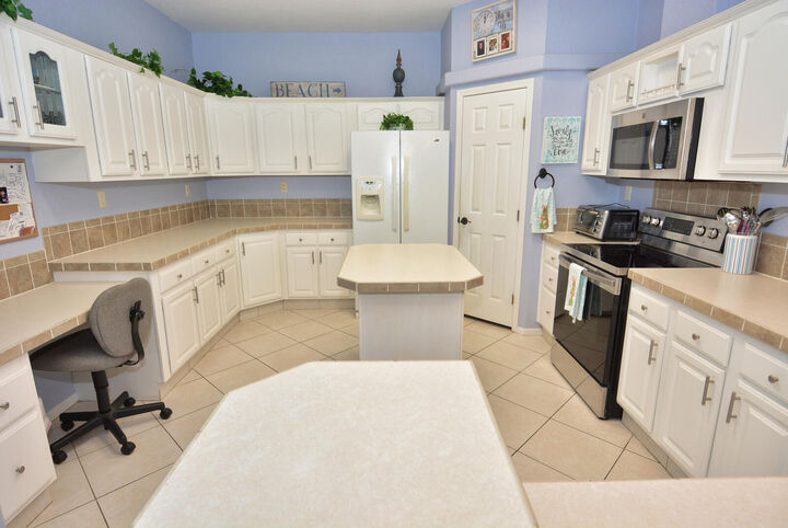 Property Photo: 8154 14th Hole Drive FL 34952