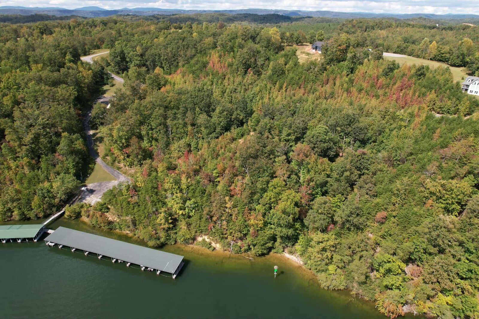 Property Photo: 200 Waterside Way TN 37381