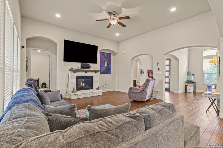 Property Photo:  4603 Camden Heights  TX 78261 
