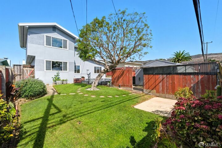 Property Photo:  252 Sequoia Avenue  CA 94080 