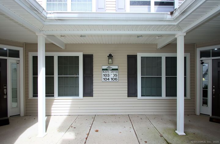 Property Photo:  35 Todd Street 103  CT 06518 