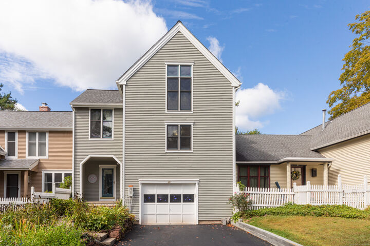20 Farm Drive 20  Farmington CT 06032 photo