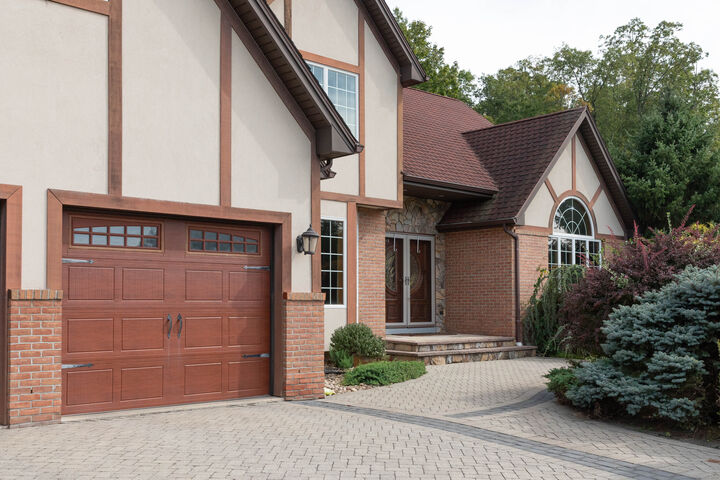 Property Photo:  61 Pine Hollow Drive  CT 06489