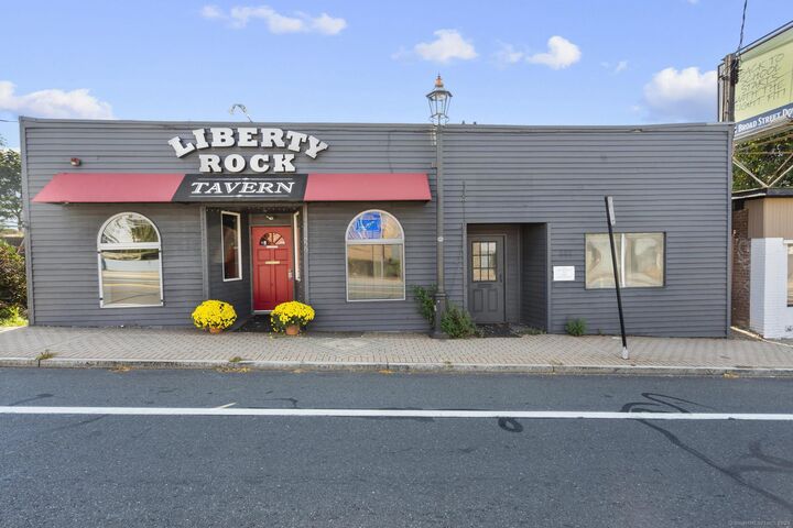 227 Bridgeport Avenue  Milford CT 06460 photo