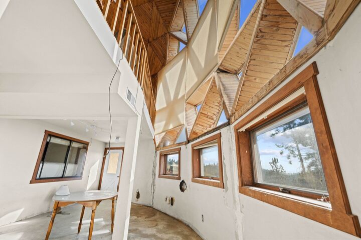 Property Photo:  16315 E Temple Rd  WA 99217 
