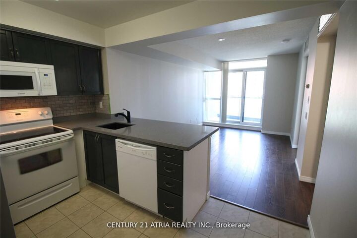 Property Photo:  30 Harrison Garden Boulevard 601  ON M2N 7A9 