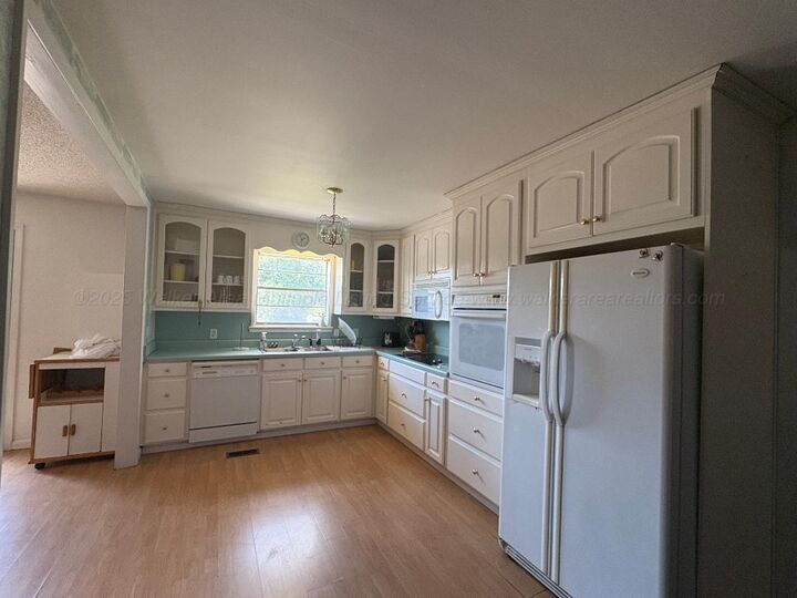 Property Photo: 477 Fall City Rd AL 35503